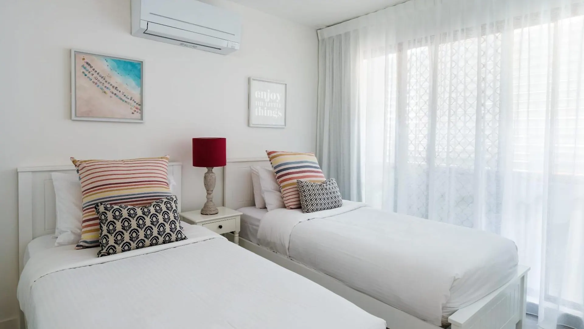 Apartman Absolute Beachfront Bliss On Kings Beach Caloundra